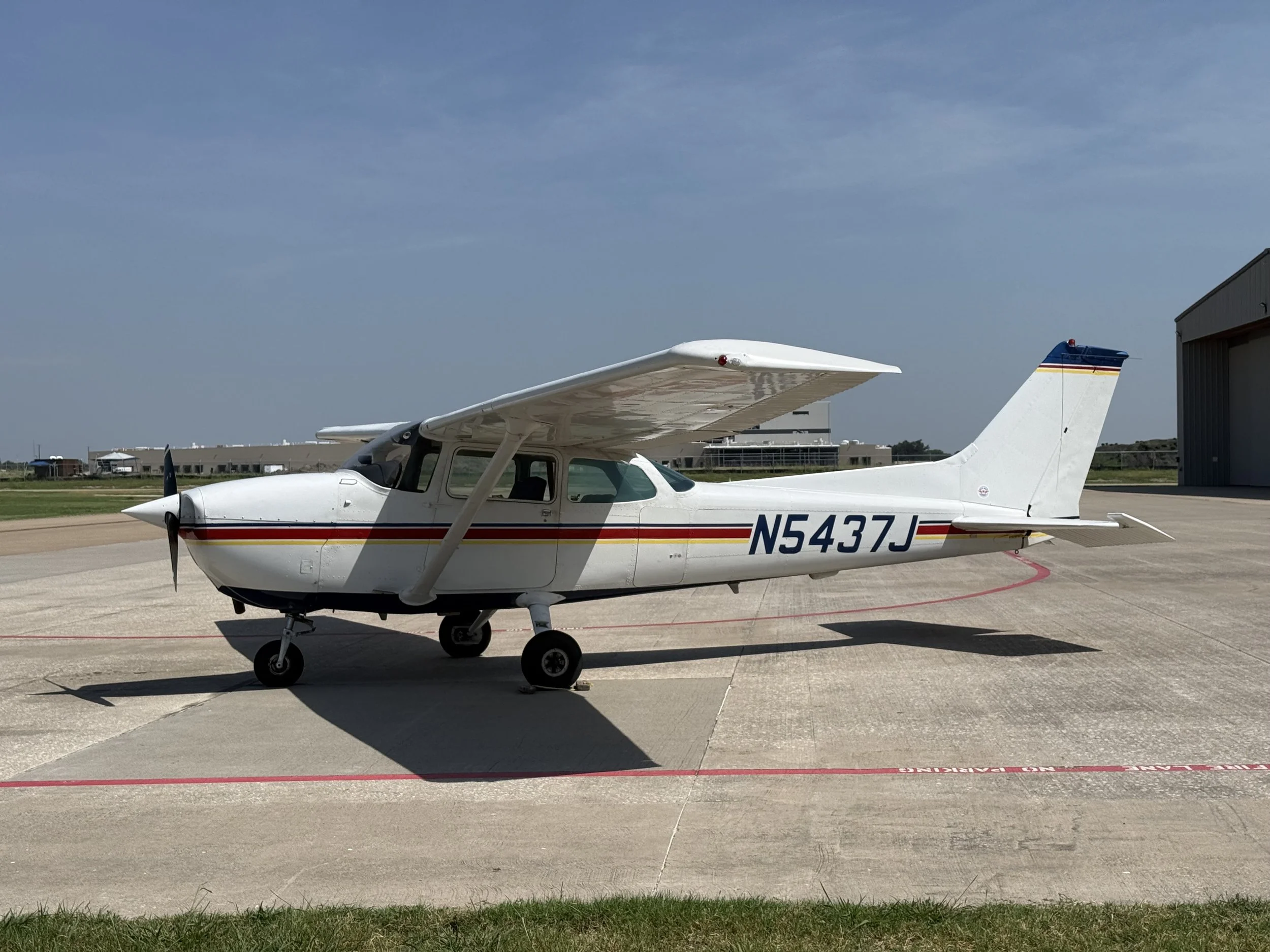 NTX Aviation Cessna 172 on the ramp